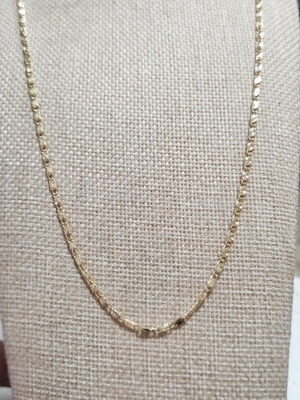 Classic Gold Women's Chain Necklace